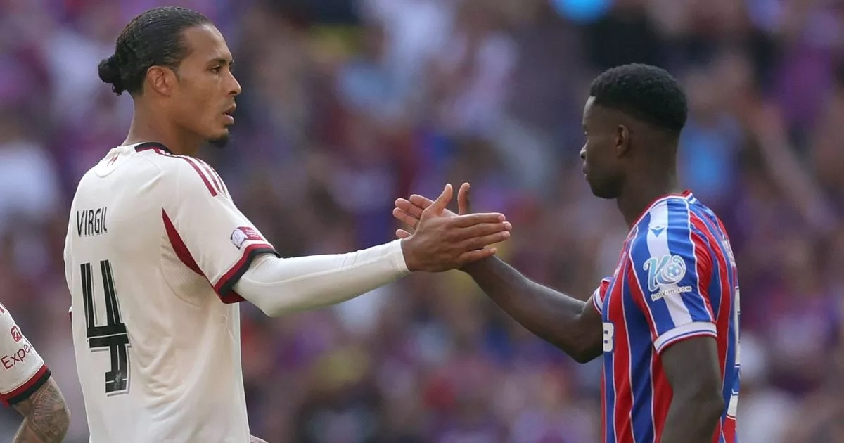 Virgil van Dijk sendet eine Transfernachricht für Marc Guehi an die Liverpool-Chefs