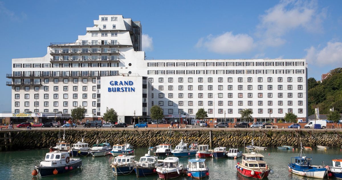 Pelo 12º ano consecutivo, a rede de hotéis Britannia Hotels foi eleita a pior cadeia hoteleira, com a Wetherspoons superando a Premier Inn.