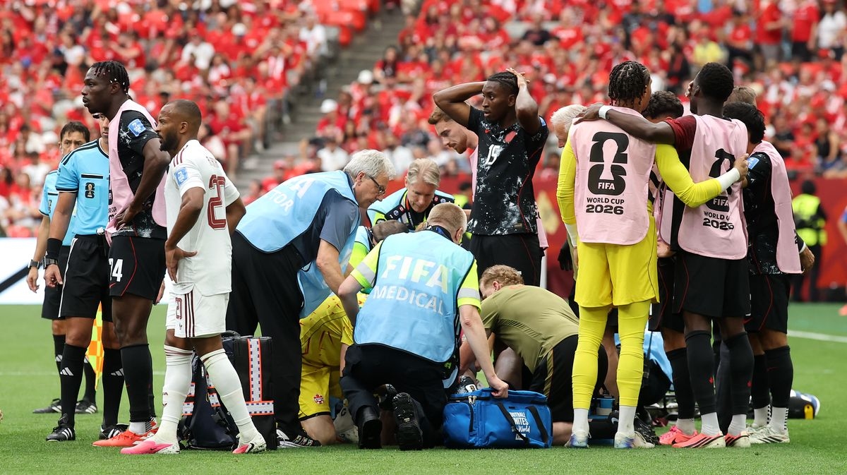World Cup LIVE: Mexico vs South Korea updates after Canada horror injury and VAR penalty drama
