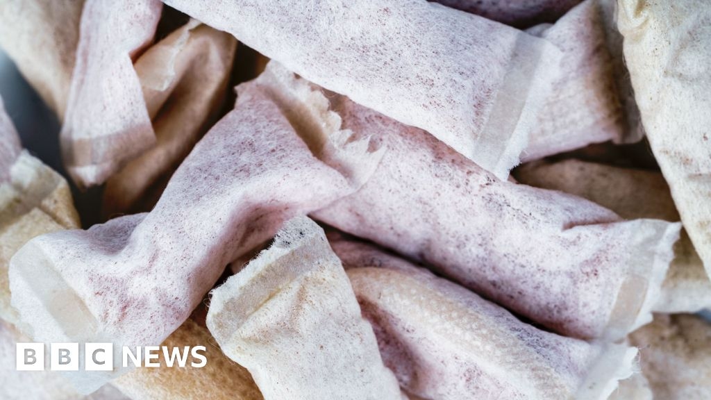 The teenage caffeine pouch trend troubling US experts