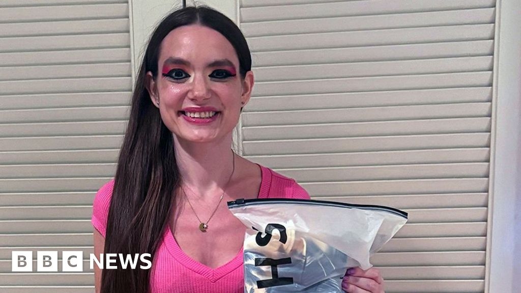 'Entrei em pânico e gastei US$ 400 online – foi como um último suspiro'