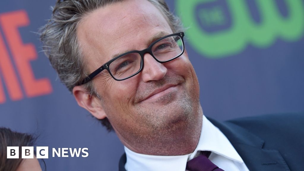 Médico de California se declarará culpable de suministrar ketamina a Matthew Perry