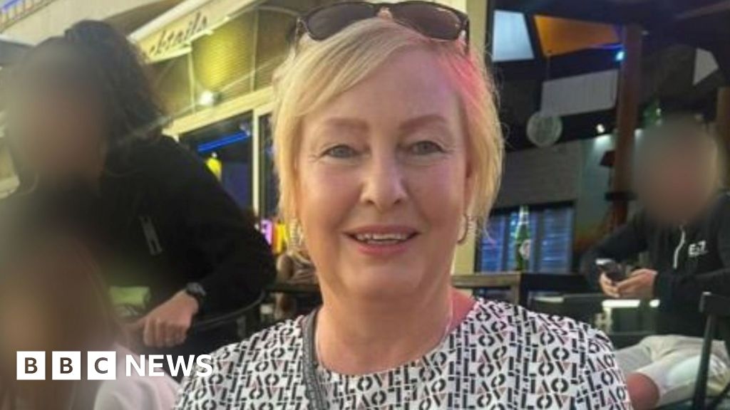 British woman dies from rabies after puppy scratch