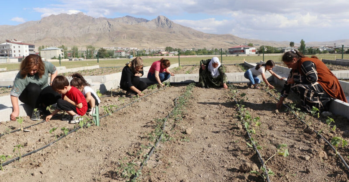 Production from women in Van with municipal support