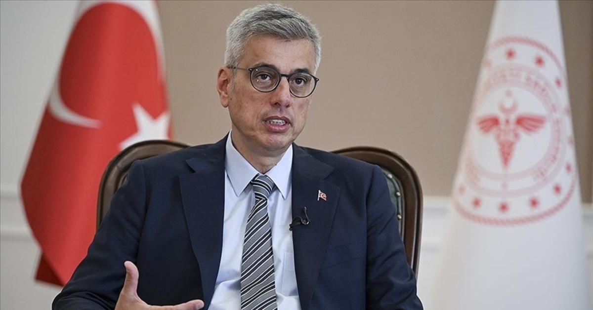 Minister Memişoğlu veröffentlichte seine neue öffentliche Bekanntmachung mit dem Thema „Rauchfreie Türkei“.