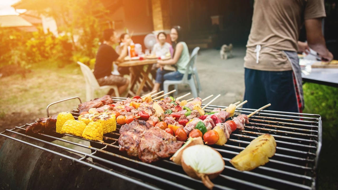 Warning, carcinogenic!: These 3 BBQ classics must never be put on the grill