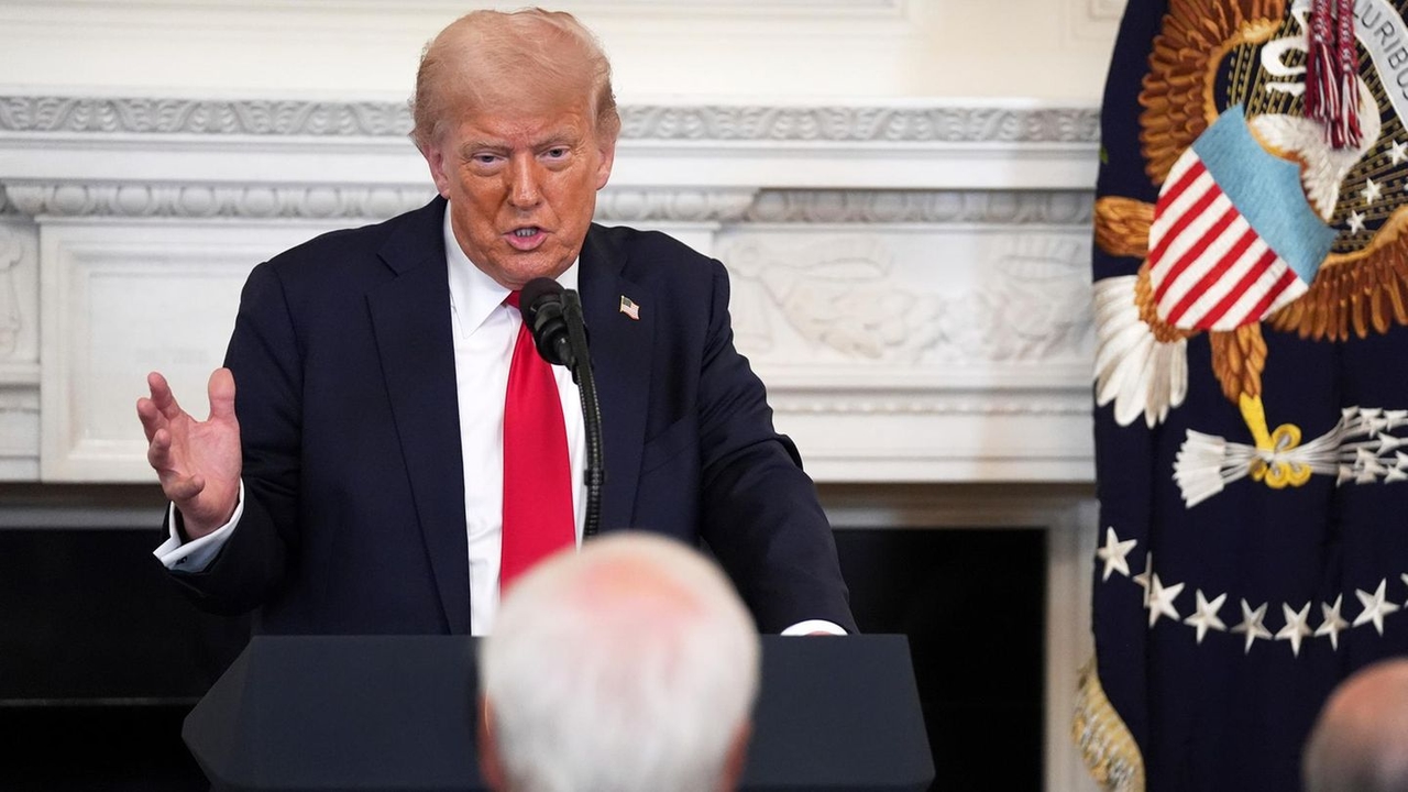 Россия: угроза Трампа в адрес Путина имеет подвох | Capital+