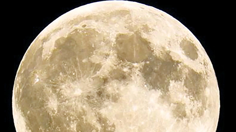La NASA otorga 155.000 dólares para la rueda del rover lunar