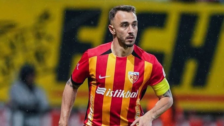 Another domestic transfer from Beşiktaş after Cengiz! Gökhan Sazdağı becomes a Kartal
