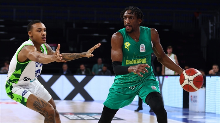 Esenler Erokspor besiegte TOFAŞ zu Hause!