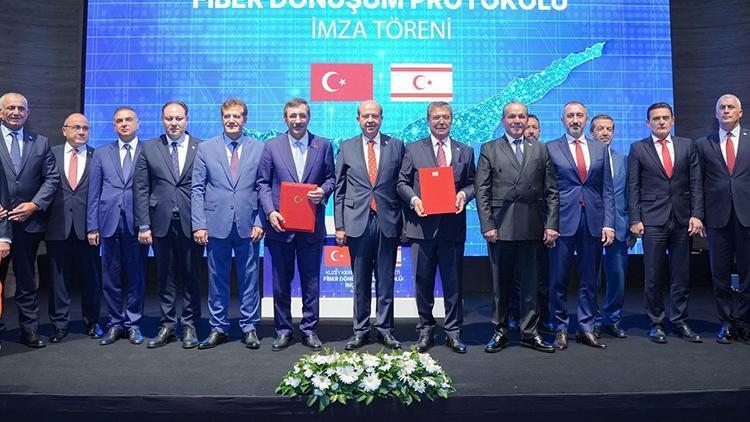 Podpisy pod infrastrukturą światłowodową TRNC