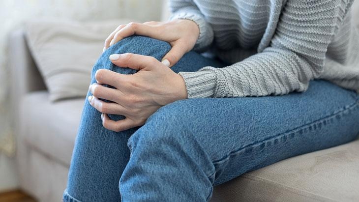 Brak aktywności zaostrza artretyzm, wroga stawów! Częściej występuje u kobiet.