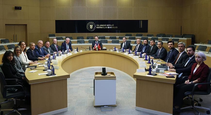 Il ministro Bayraktar ha incontrato Ian L. Edwards, presidente di AtkinsRealis