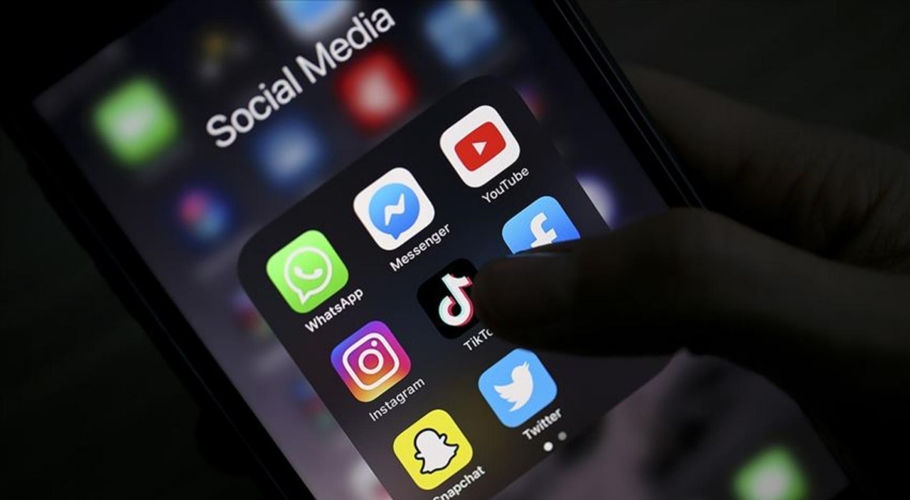 Sosyal medya kısıtlaması için bir adım daha! Sınırı ihlal eden platformlara ceza yağacak