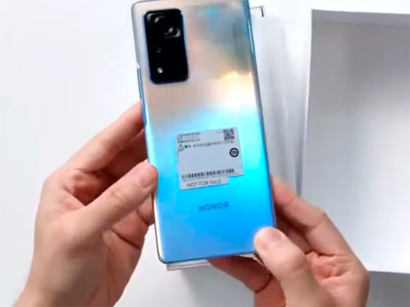 Honor, Huawei ile yollarını ayırmasının ardından Google servislerine sahip ilk akıllı telefon serisini piyasaya sürmeye hazırlanıyor.