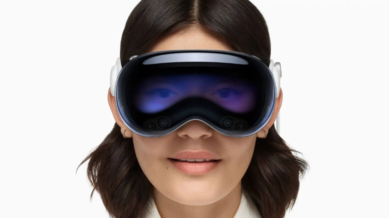 Söylentilere göre Apple, Vision Pro'nun ikinci neslini ve kendi Ray-Ban Meta'sını piyasaya sürebilir.