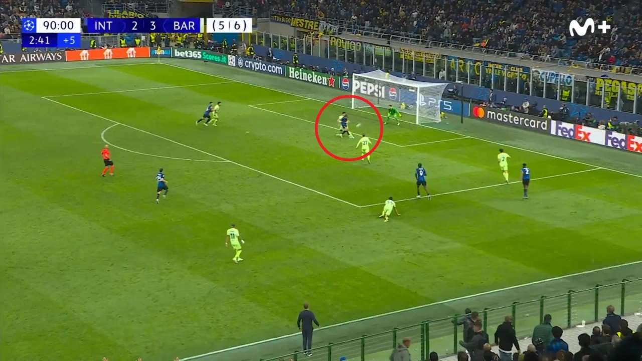 Şampiyonlar Ligi Yarı Final rövanş maçında Acerbi'nin 93. dakikada attığı gol, Barça'yı batırdı ve maçı uzatmalara taşıdı.
