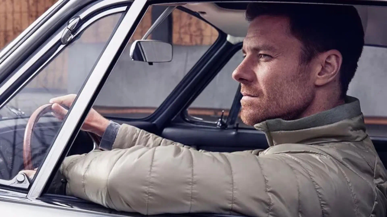 Xabi Alonso e la sua passione speciale per il mondo degli sport motoristici: è un amante delle auto d'epoca.