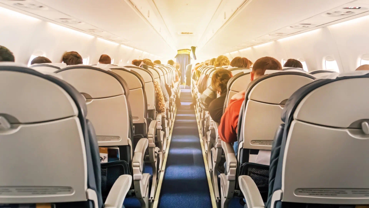 Bußgelder von bis zu 225.000 Euro bei diesem Verhalten im Flugzeug