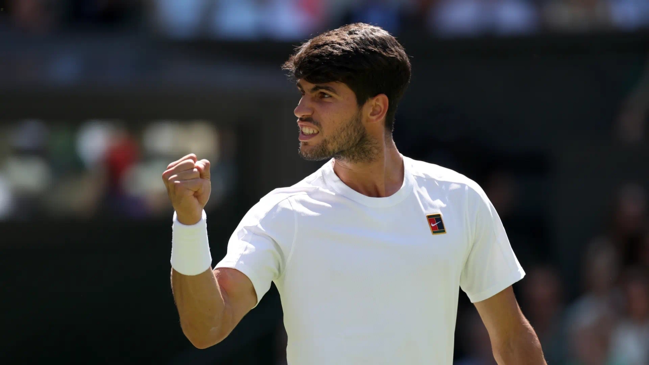 Carlos Alcaraz on his techniques for unwinding from tennis: "I eat a hamburger before or after a tournament."