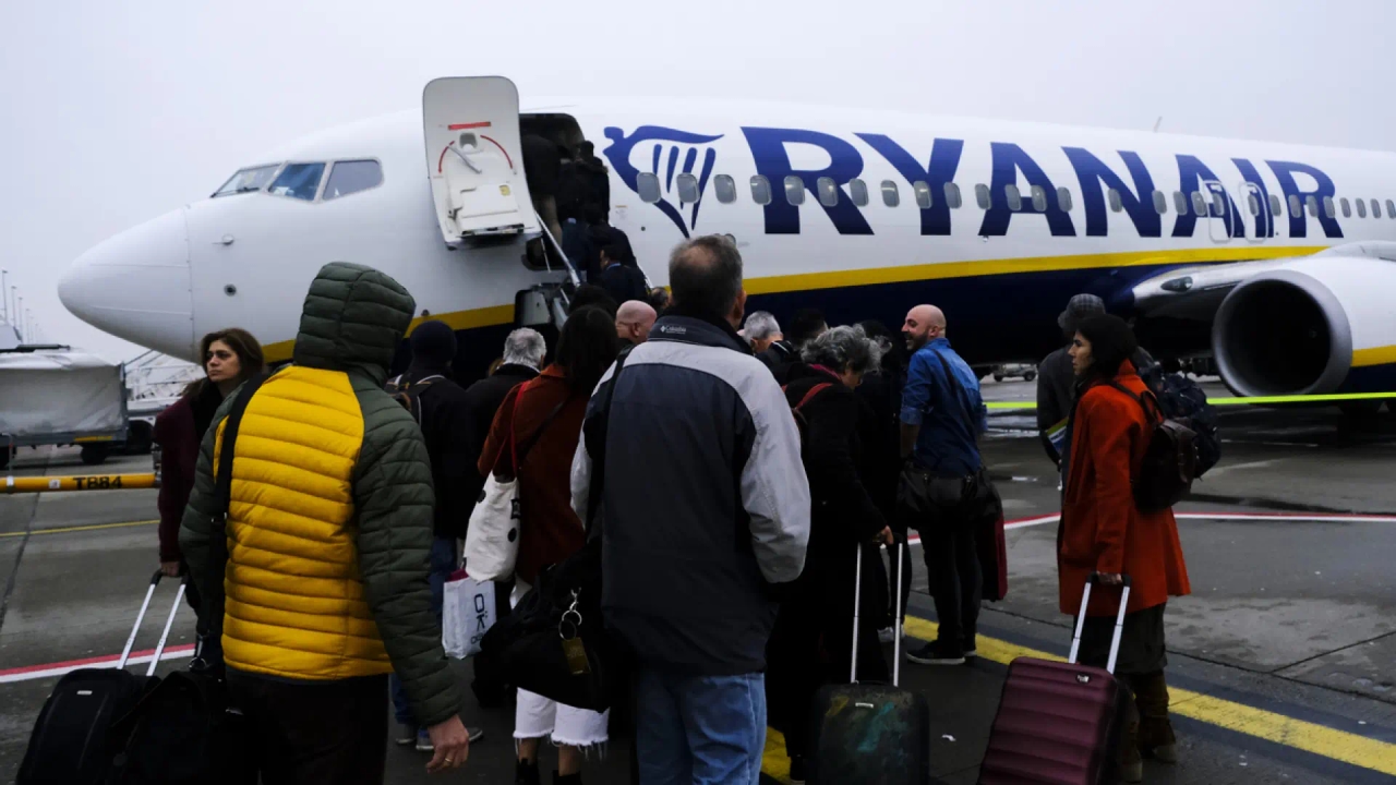 How do I know if my flight is affected by the Ryanair strike?