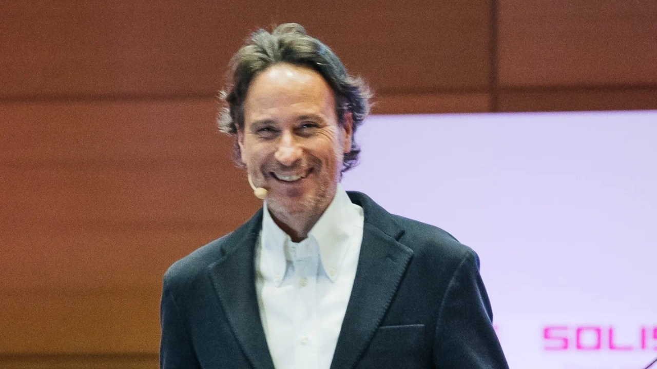 Victor Küppers, positive psychology expert: "You shouldn't admire intelligence; you should admire someone for being a good person, because that's an effort."