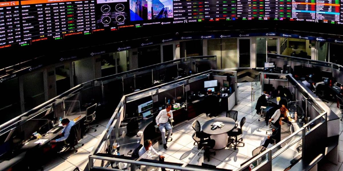Meksika borsaları dayanıklılığını koruyor; yılın ilk yarısında yüzde 15'in üzerinde artış yaşandı.