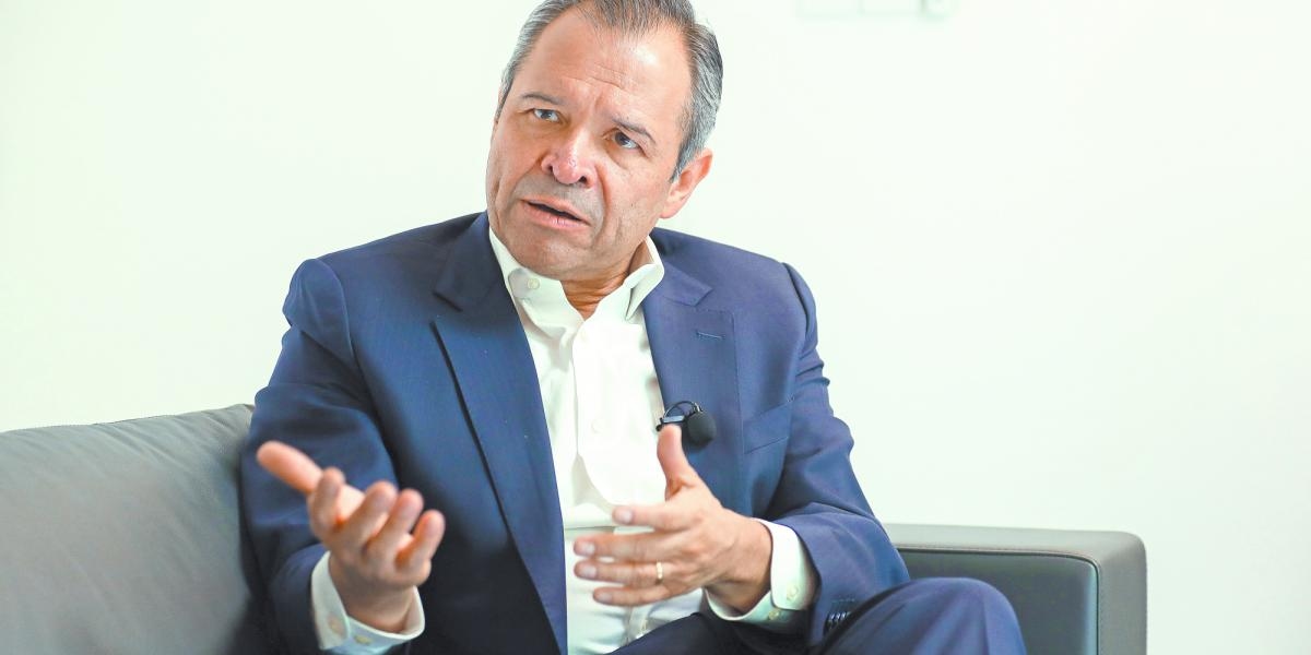 Banamex: “mientras no se haga la OPI, la responsabilidad es escuchar todas las ofertas”