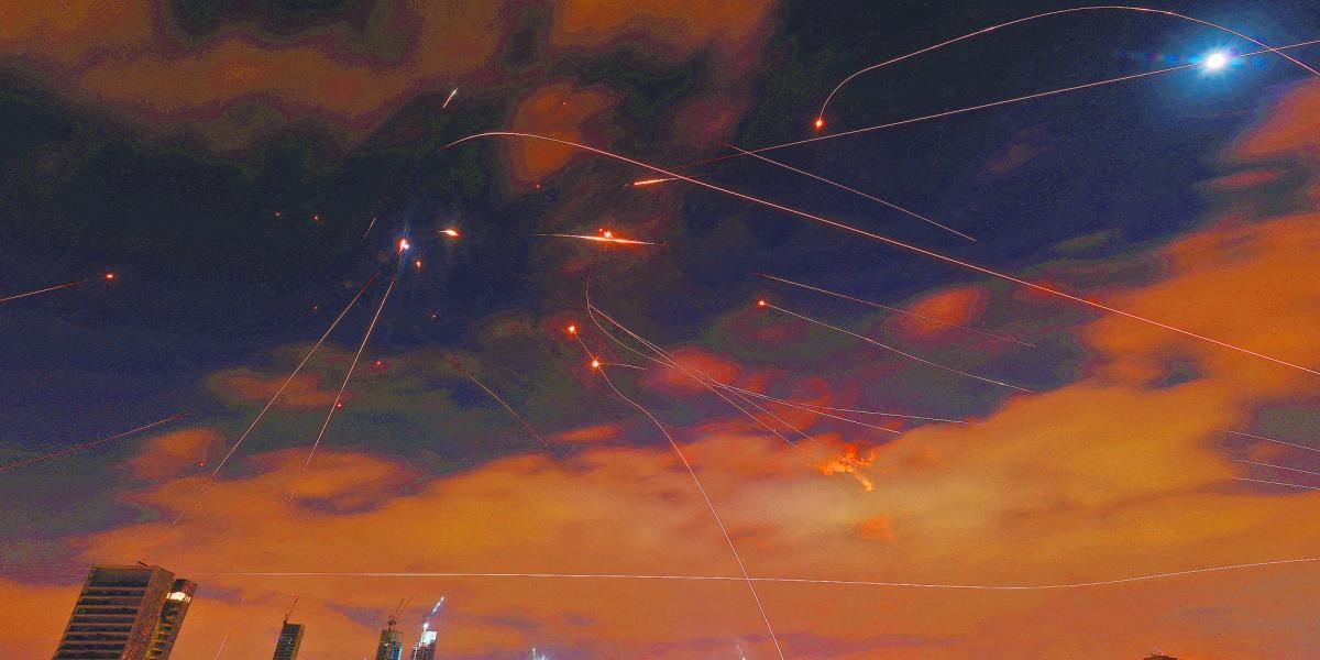 Escalation transforms conflict into war