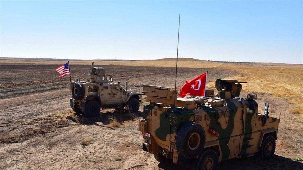 Gli Stati Uniti eliminano un alto comandante dell'ISIS in Siria accusato di aver partecipato alla pianificazione di un attacco: ecco cosa sappiamo.