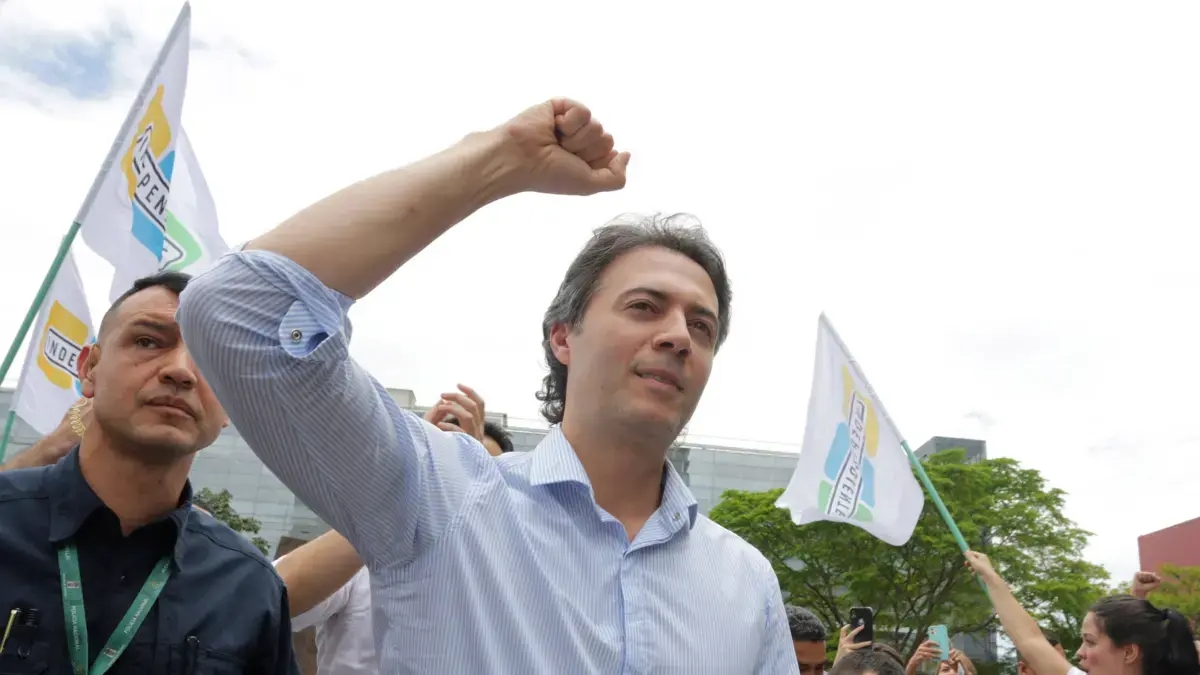 Präsident Petros eindringliche Botschaft an seine Partei bezüglich der Anwesenheit von Daniel Quintero bei der Konsultation zum Historischen Pakt / Im Geheimen
