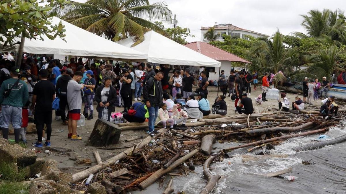 Panamá plantea a Colombia analizar el impacto ecológico de la migración en el Darién