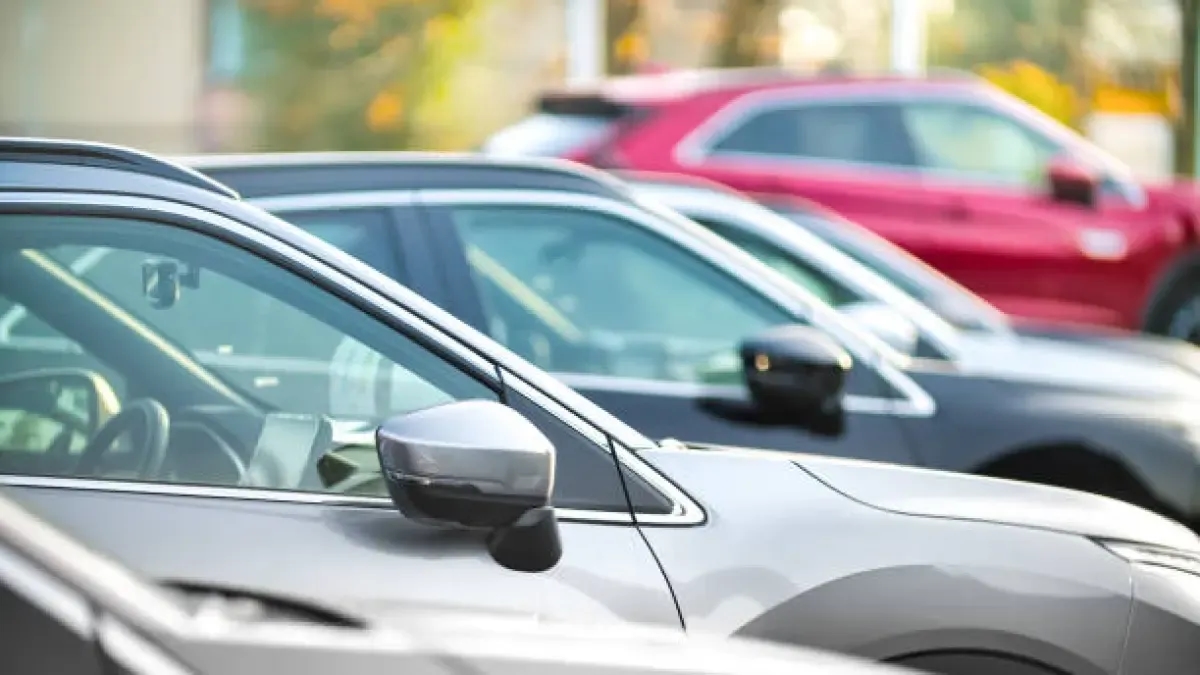Kann man in Kolumbien auf dem Parkplatz eines Einkaufszentrums einen Strafzettel für SOAT (Soat) oder eine technisch-mechanische Inspektion bekommen?