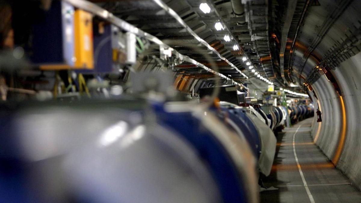 CERN czyni postępy w zrozumieniu, dlaczego we wszechświecie jest więcej materii niż antymaterii.
