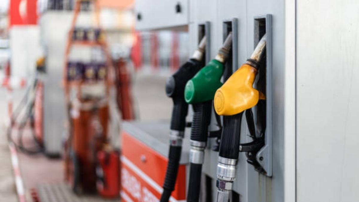 In Colombia, le stazioni di servizio sono sottoposte a controllo da parte del Ministero dell'Energia e del Ministero del Lavoro per quanto riguarda il controllo tecnico e sindacale.