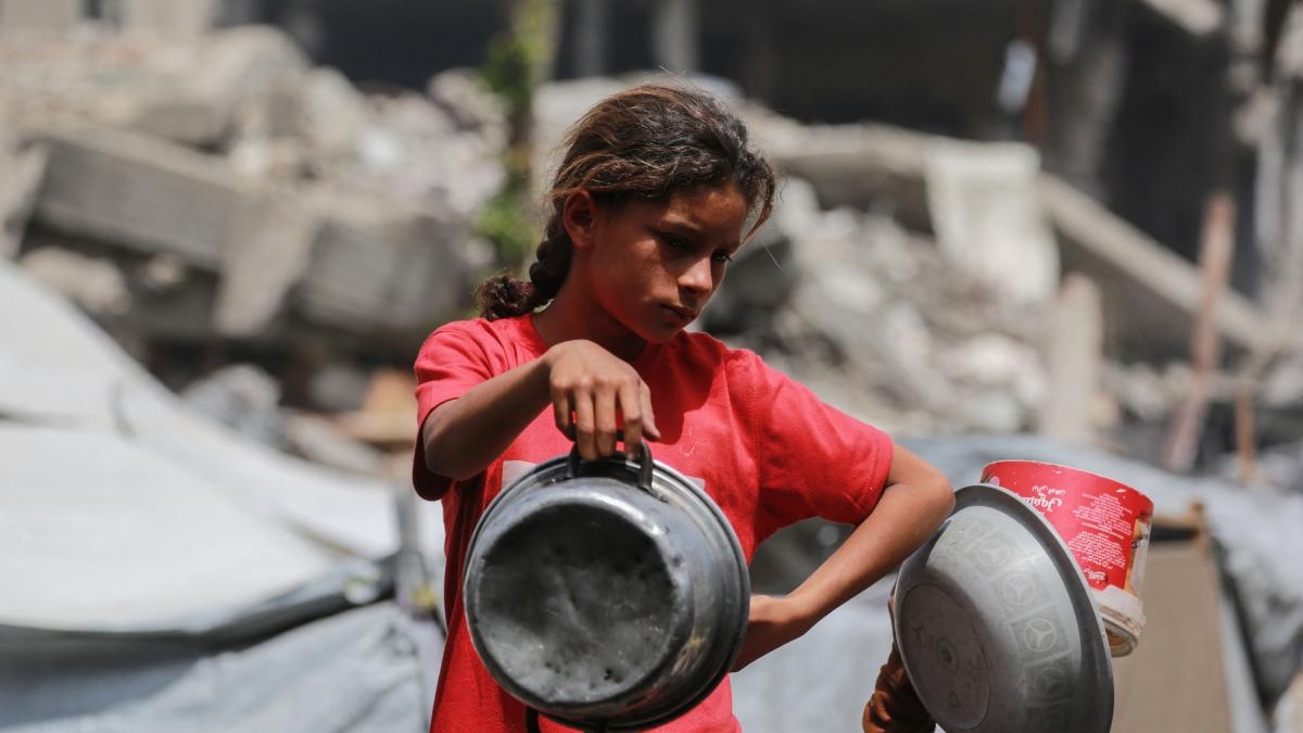 Hongersnood in Gaza neemt toe terwijl Israël hulp blokkeert: meer dan 70.000 kinderen lopen gevaar