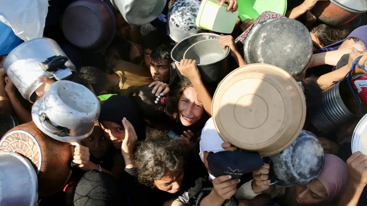 News agencies and the BBC are urging Israel to grant journalists free access to Gaza: "We are deeply concerned."