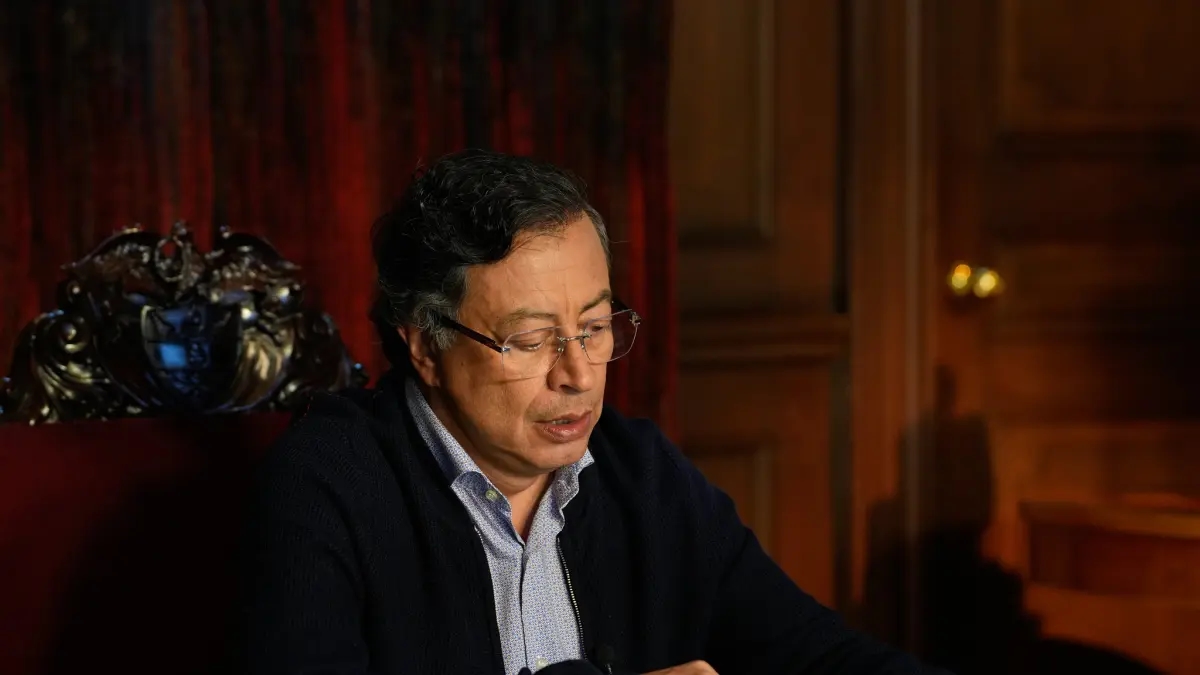 Präsident Gustavo Petro legte fehlerhafte Daten zur Hochschulbildung vor: Es sei nicht wahr, dass frühere Regierungen die Zahl der Universitätseinschreibungen nicht erhöht hätten.