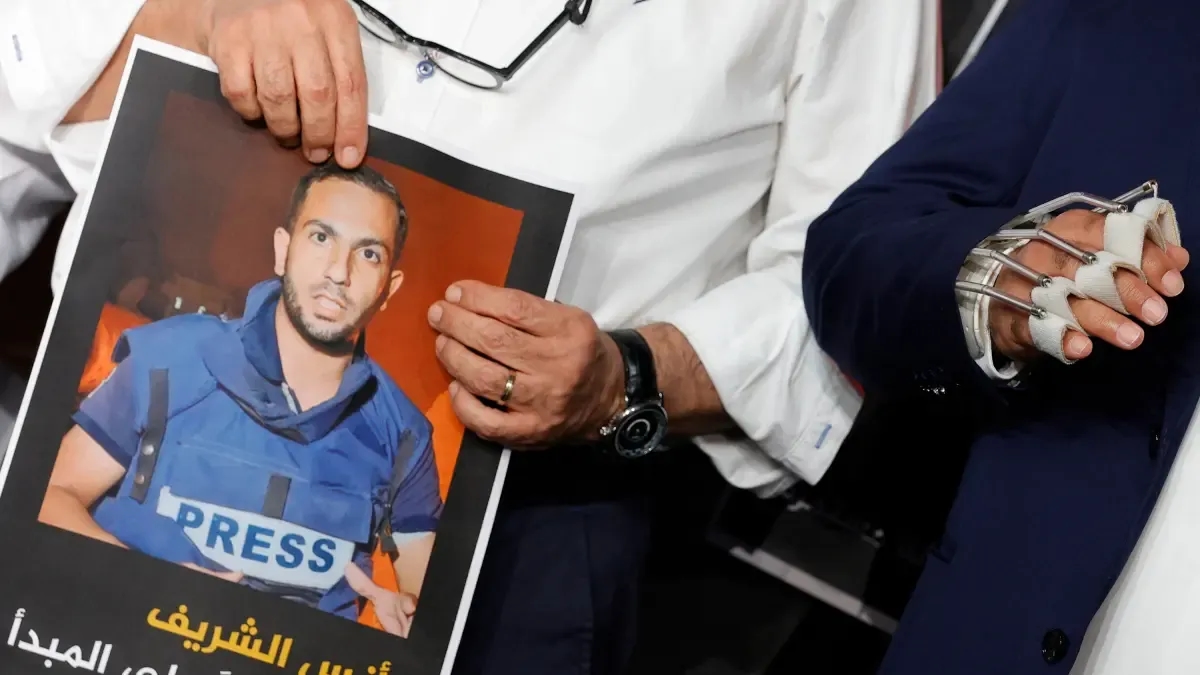 De alarmerende berichten en video's die een van de journalisten van Al Jazeera wist te publiceren voordat hij in Gaza door Israël werd gedood: hij deed een oproep