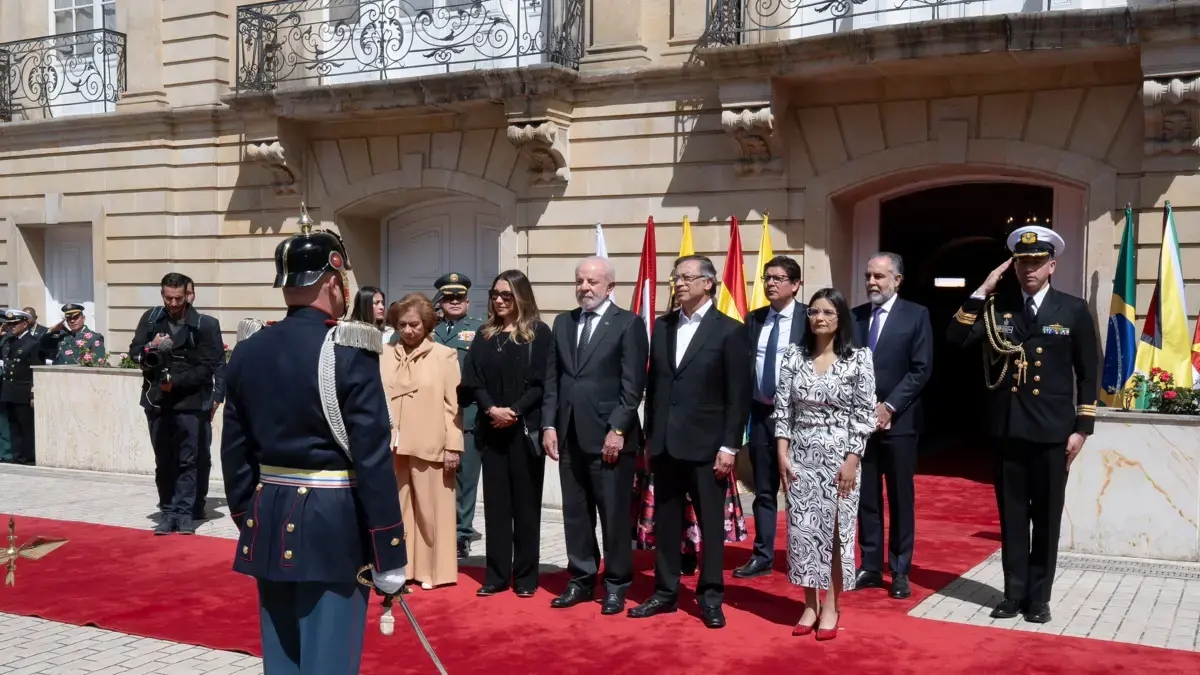 Präsident Gustavo Petro fordert Luiz Inácio Lula da Silva auf, eine Sicherheitskonferenz einzuberufen, um die Bemühungen gegen den Drogenhandel zu bündeln.