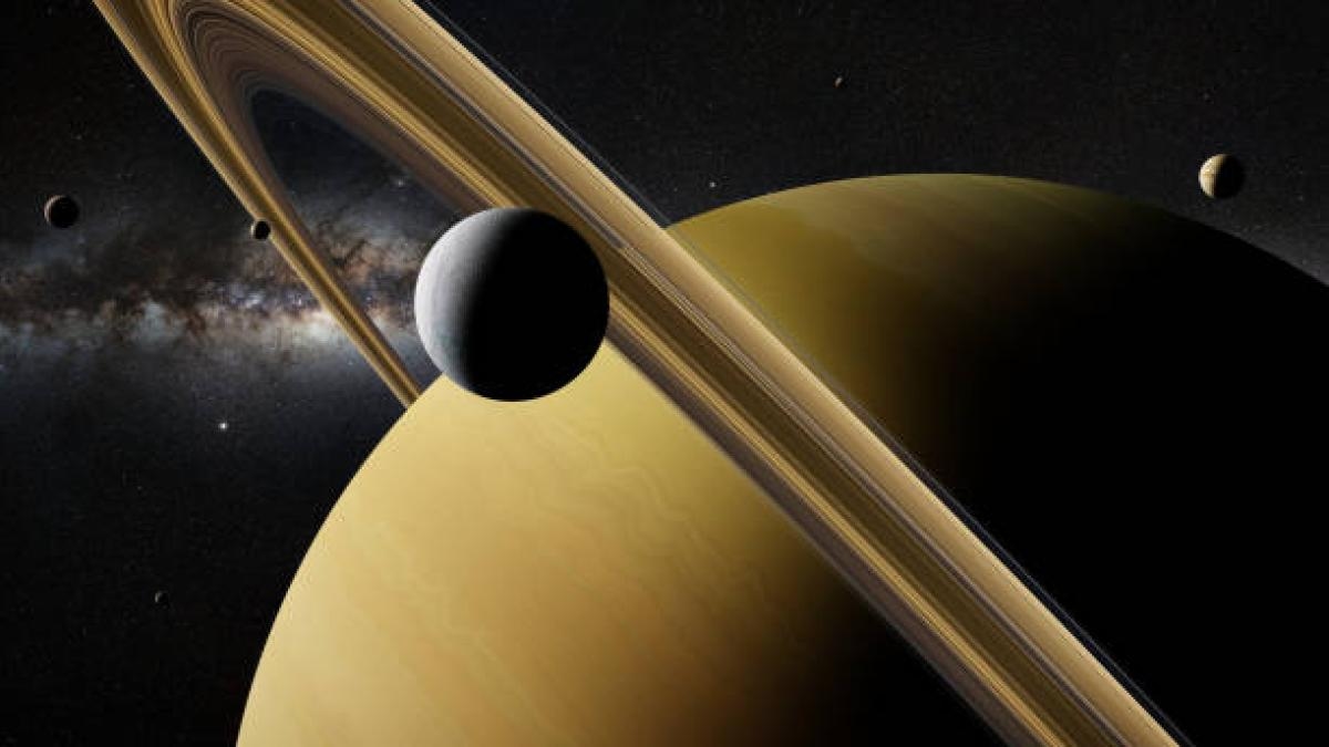 Saturno sarà visibile al suo apice: data e ora esatte per osservarlo a settembre 2025