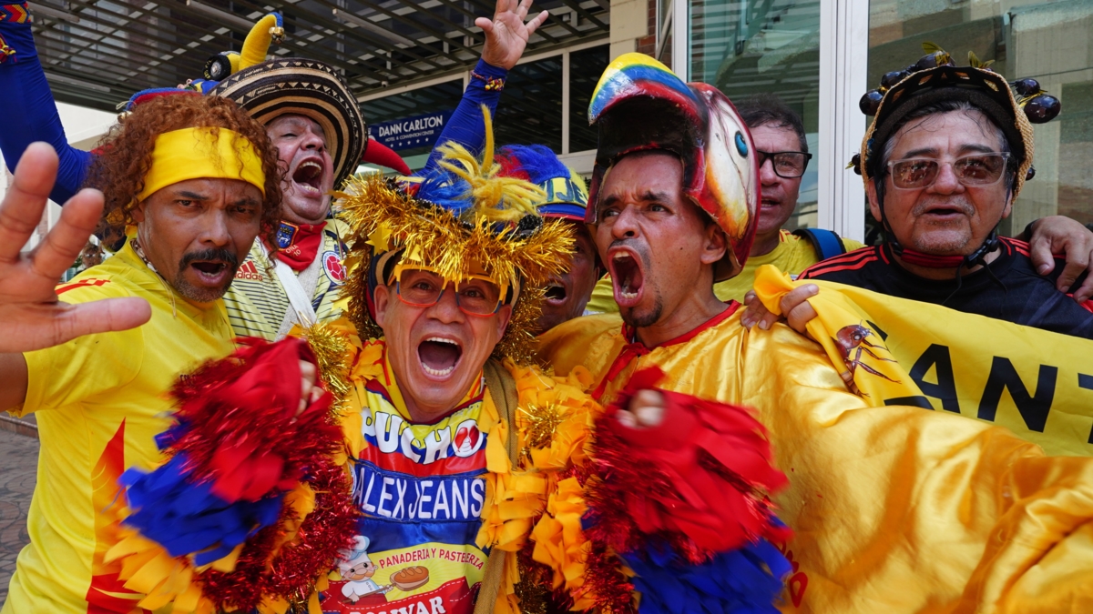 Colombia is getting ready to experience the 2026 FIFA World Cup as a family with a campaign that brings together football legends.