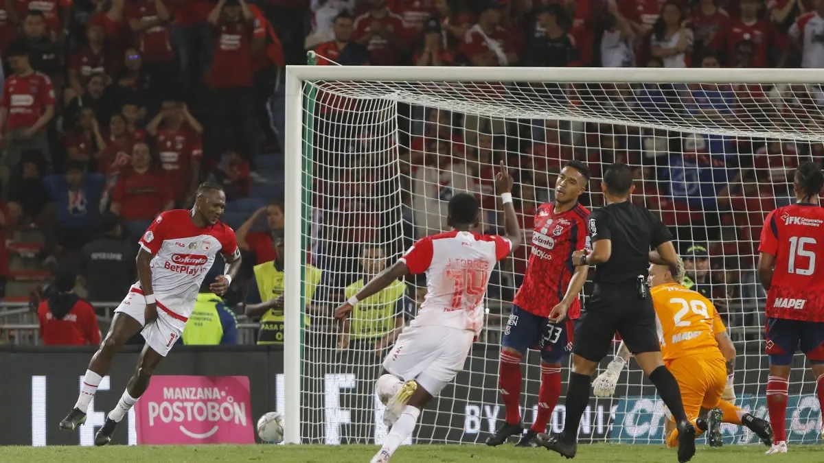 Con un cambio di formazione, il Santa Fe visita Medellín e recupera nella BetPlay League: minuto per minuto