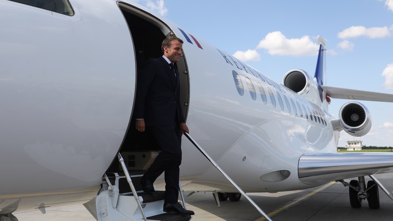 "Strengthening cooperation": Emmanuel Macron will visit Greenland on June 15, a Danish territory coveted by Donald Trump