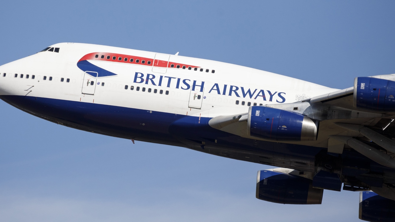 32 Boeing, 21 Airbus: il proprietario di British Airways annuncia un importante ordine per aerei wide-body