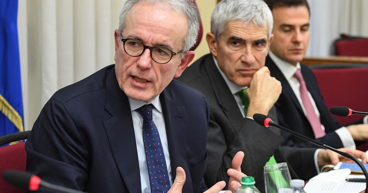 Lo que la UE debería (y no debería) hacer en el juego bancario. Angeloni habla