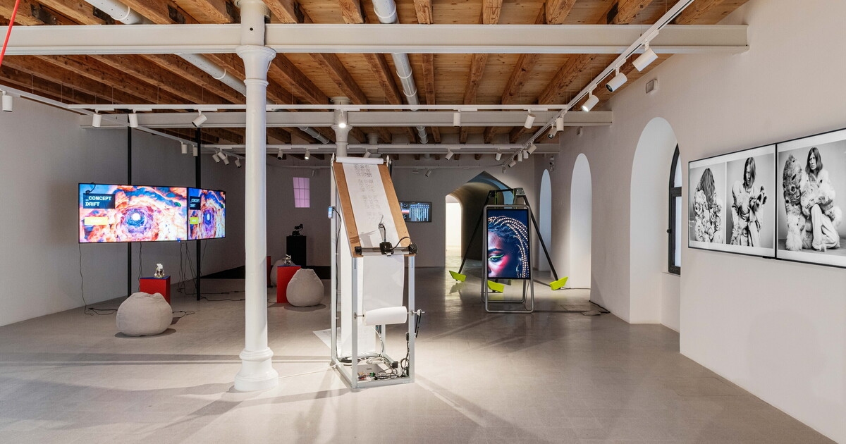 Re:Humanism Art Prize's "Timeline Shift" exhibition rethinks time beyond the algorithm.