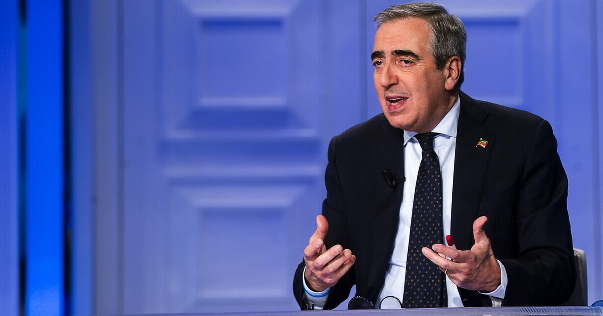 Gasparri se manifesta: "A oposição está mentindo. A RAI não cometeu nenhuma violação após a regulamentação da UE."