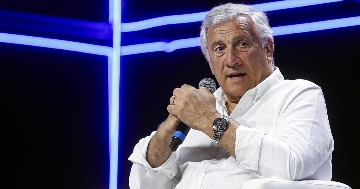 De Ucrania a los bancos. Tajani se distancia de Salvini y la Liga.