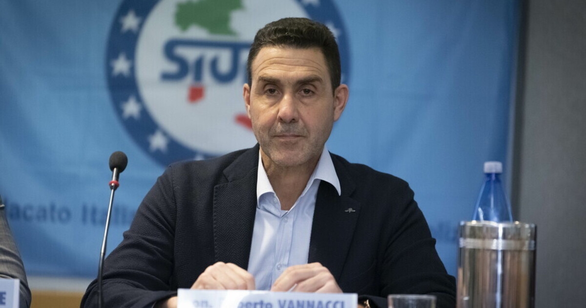 Vannacci: "Ataerkil düzen kadınları koruyor. 'Karım' ve 'Phica'daki erkekler mi? Omurgasızlar."